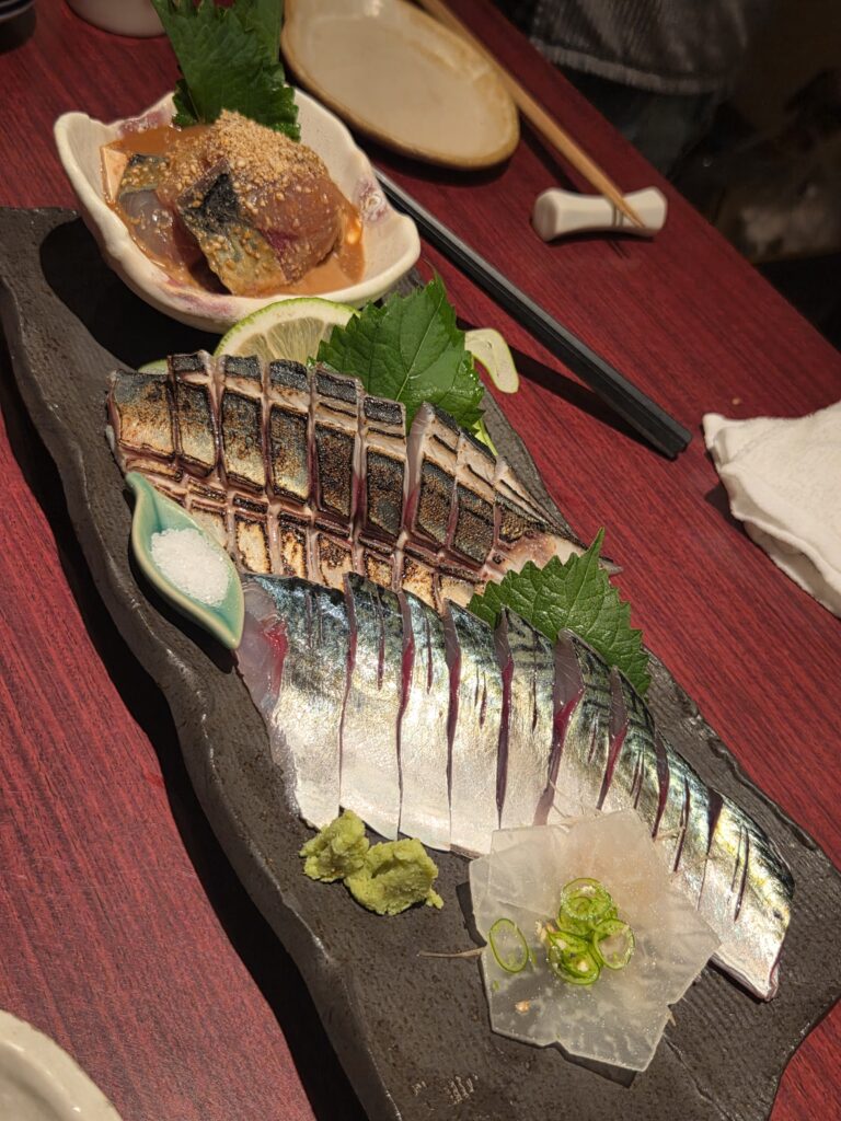 絶品の生鯖と、禁断の〆ラーメン